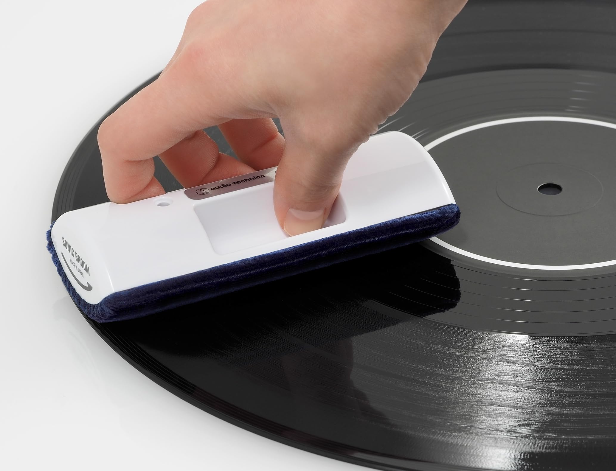 Amazon.co.jp: オーディオテクニカ AT6012a レコードクリーナー 湿式